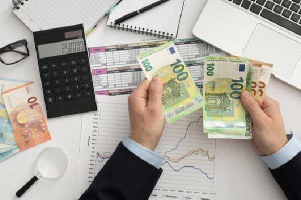 主次节奏：原油早盘现旗形中继，日内走势看涨